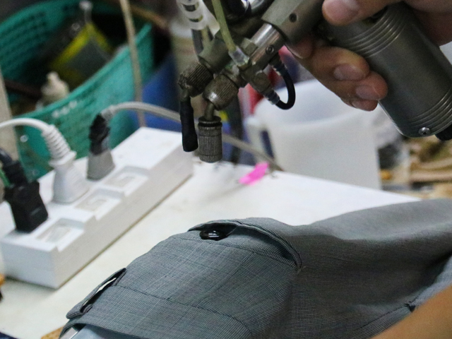 スーツクリーニングの流れ